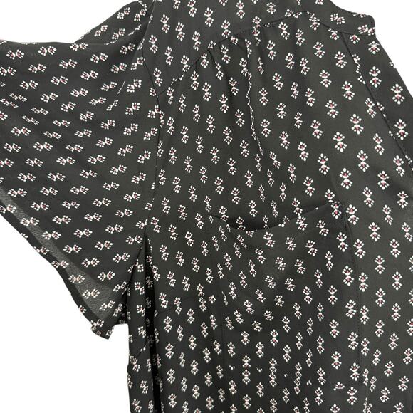 Torrid Harper Short Sleeve Georgette Black Print Flutter Sleeve Top Shirt sz 3X - Picture 4 of 16